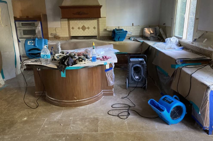 Cover photo of Mr Water Damage Restoration Los Angeles